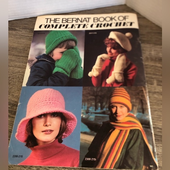 Vintage Crochet Pattern Books - Picture 5 of 10